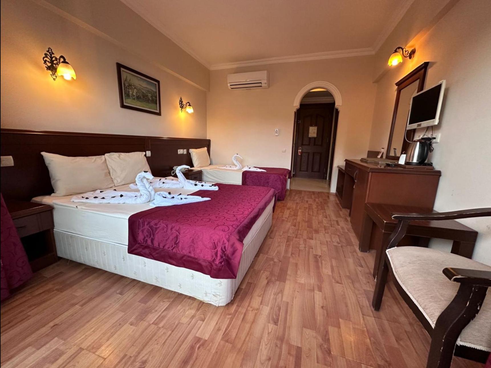 Otel Astoria Park &
