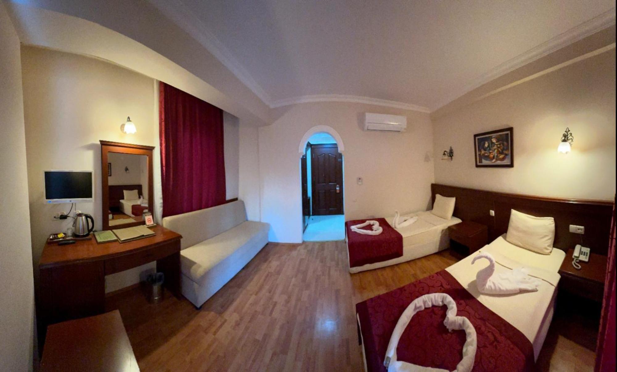 Hotel Astoria Park & Selection 4*